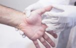 Первая помощь при переломе пальца руки